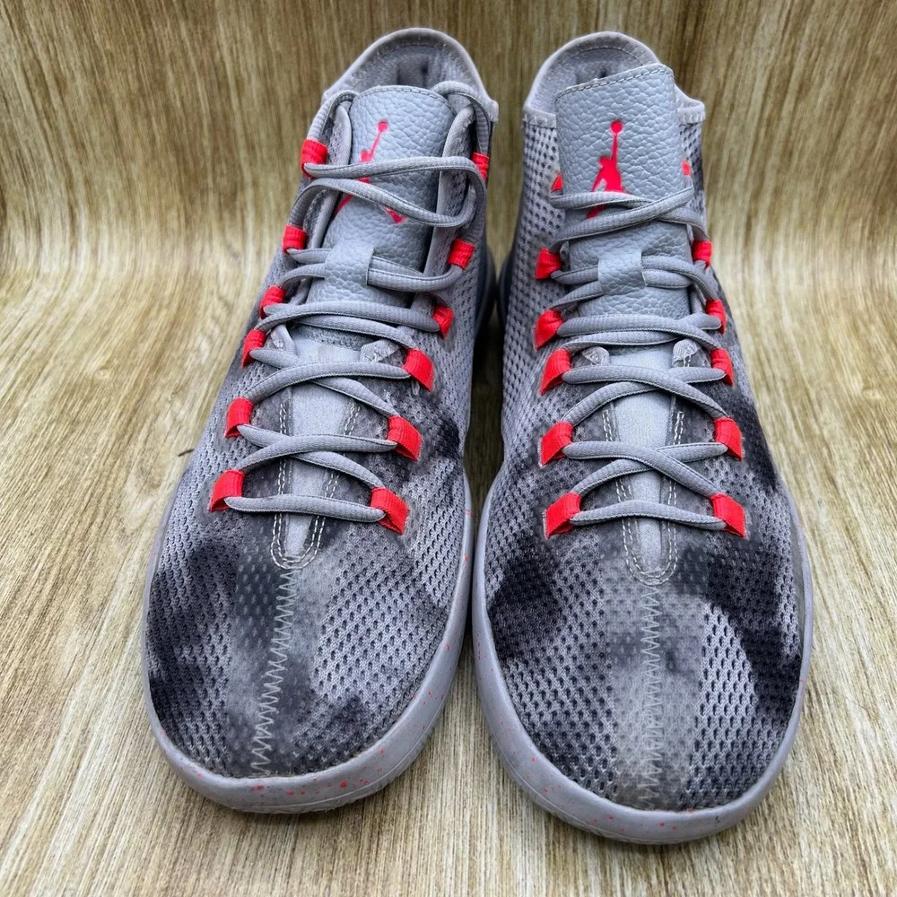 Nike Air Jordan Reveal Premium Men's Size 12 Wolf Grey Sneakers Shoes 834229-015